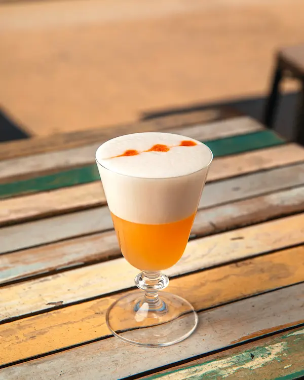 Cóctel Amaretto Sour El Botero